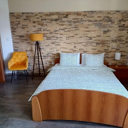 Apartments Jadran แฮร์เซ็ก-โนวี ภายนอก รูปภาพ