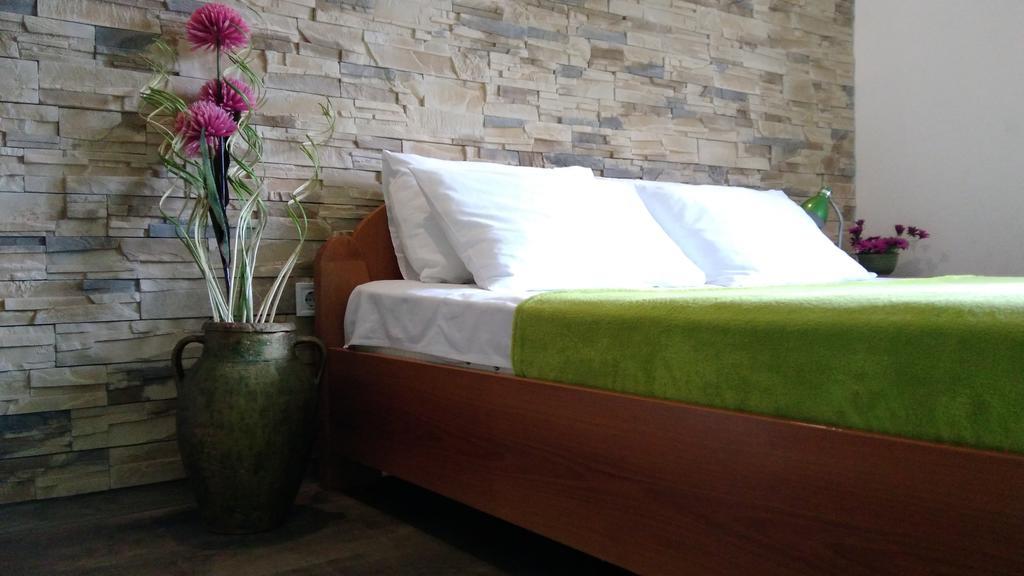 Apartments Jadran แฮร์เซ็ก-โนวี ภายนอก รูปภาพ