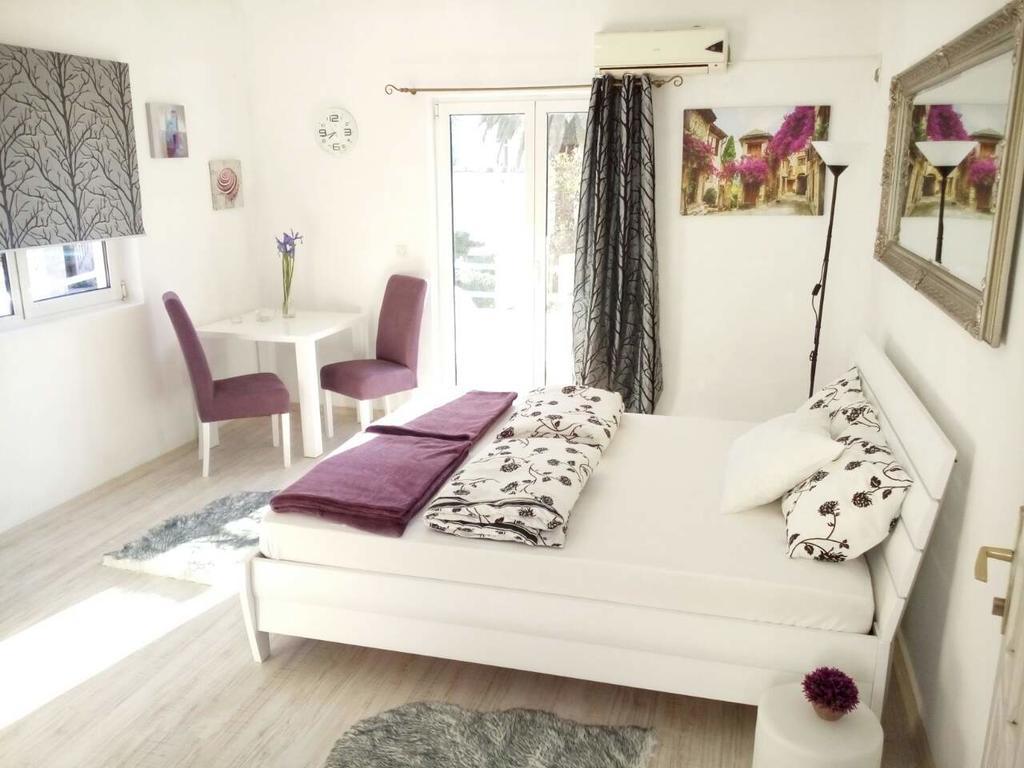 Apartments Jadran แฮร์เซ็ก-โนวี ภายนอก รูปภาพ