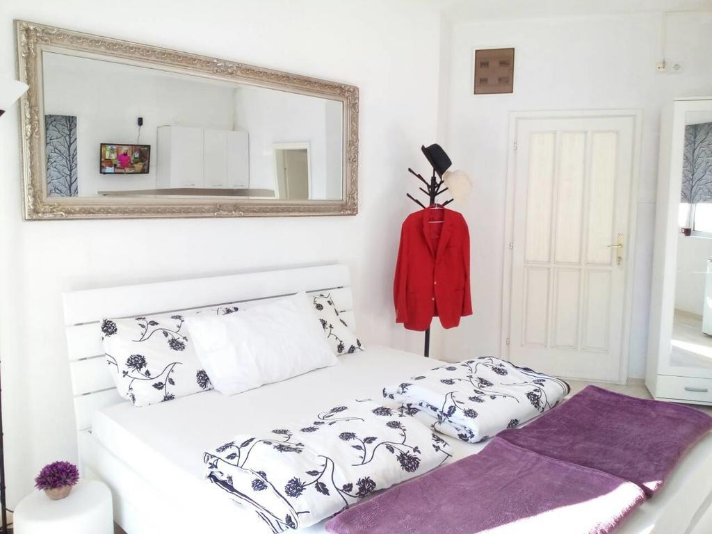 Apartments Jadran แฮร์เซ็ก-โนวี ภายนอก รูปภาพ